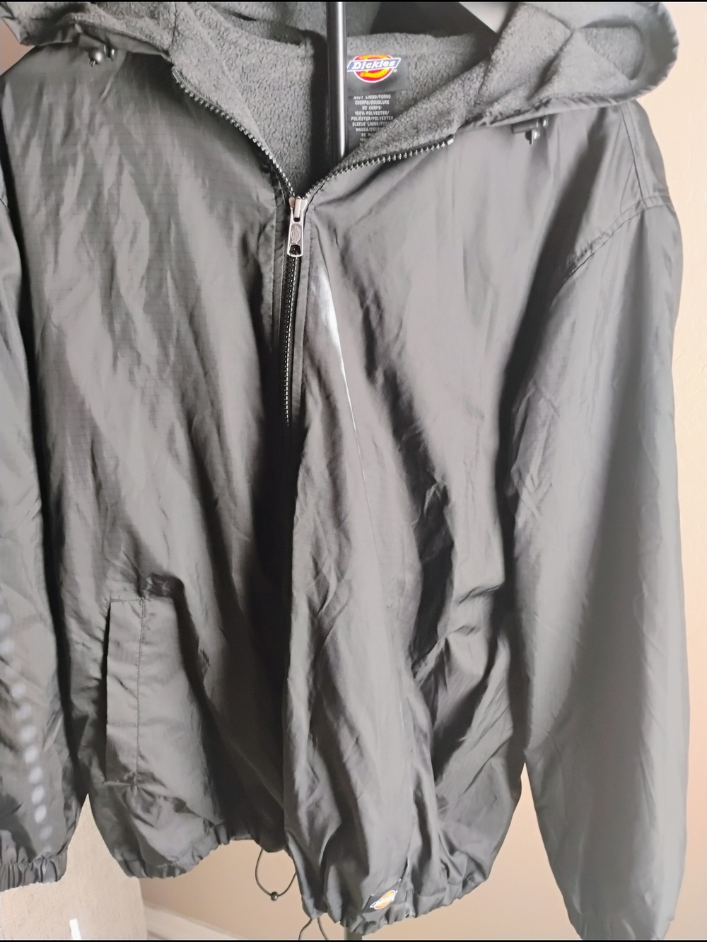Dickies Size M Men's Black Hooded Lined Windbreaker Jacket